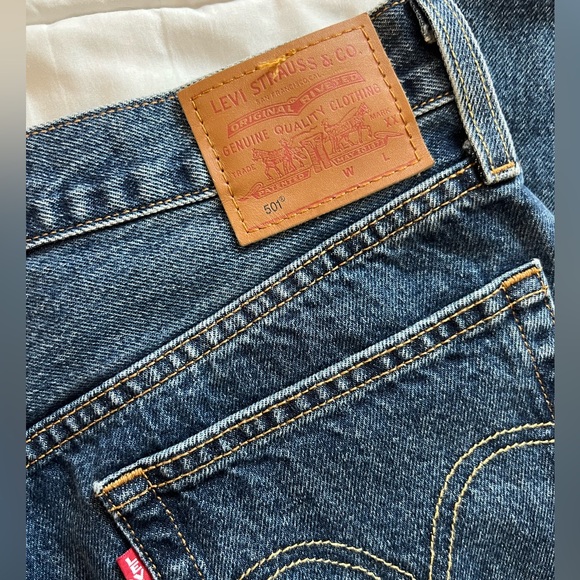 Levi’s 501 High Rise Straight Dark wash Jeans Size 30x28 - Picture 8 of 8